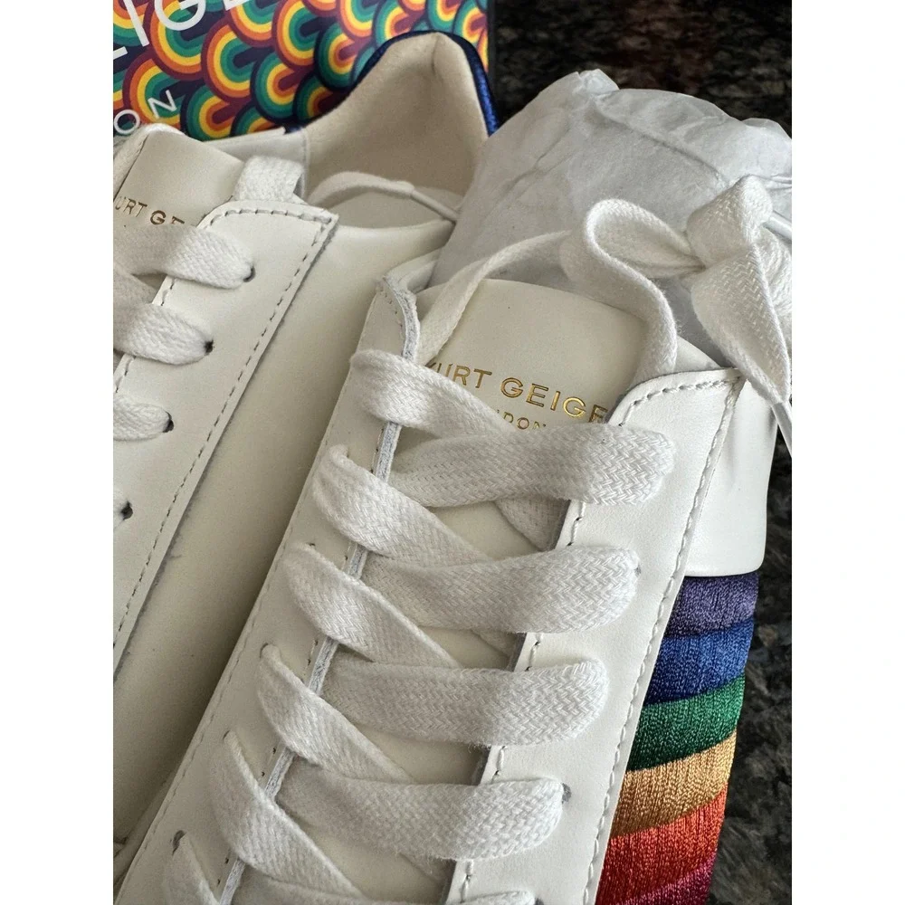 Kurt Geiger London Mens 9.5 White Leather Rainbow Stripe Low Top‎ Sneakers Shoes